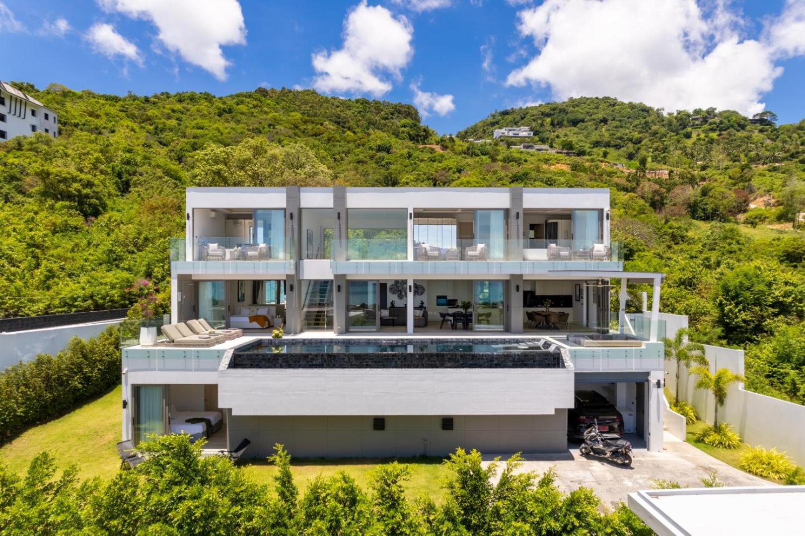 Luxury 5 Bedroom Modern Villa! Kbr17
